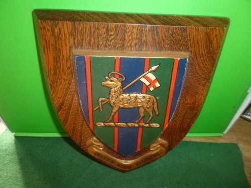Vintage queen royal regiment - vintage,