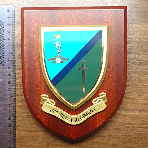 16th signal regiment - regiment, shield