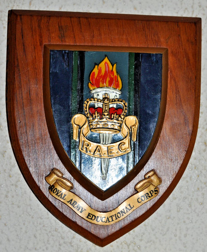 Vintage royal army educational - vintage,